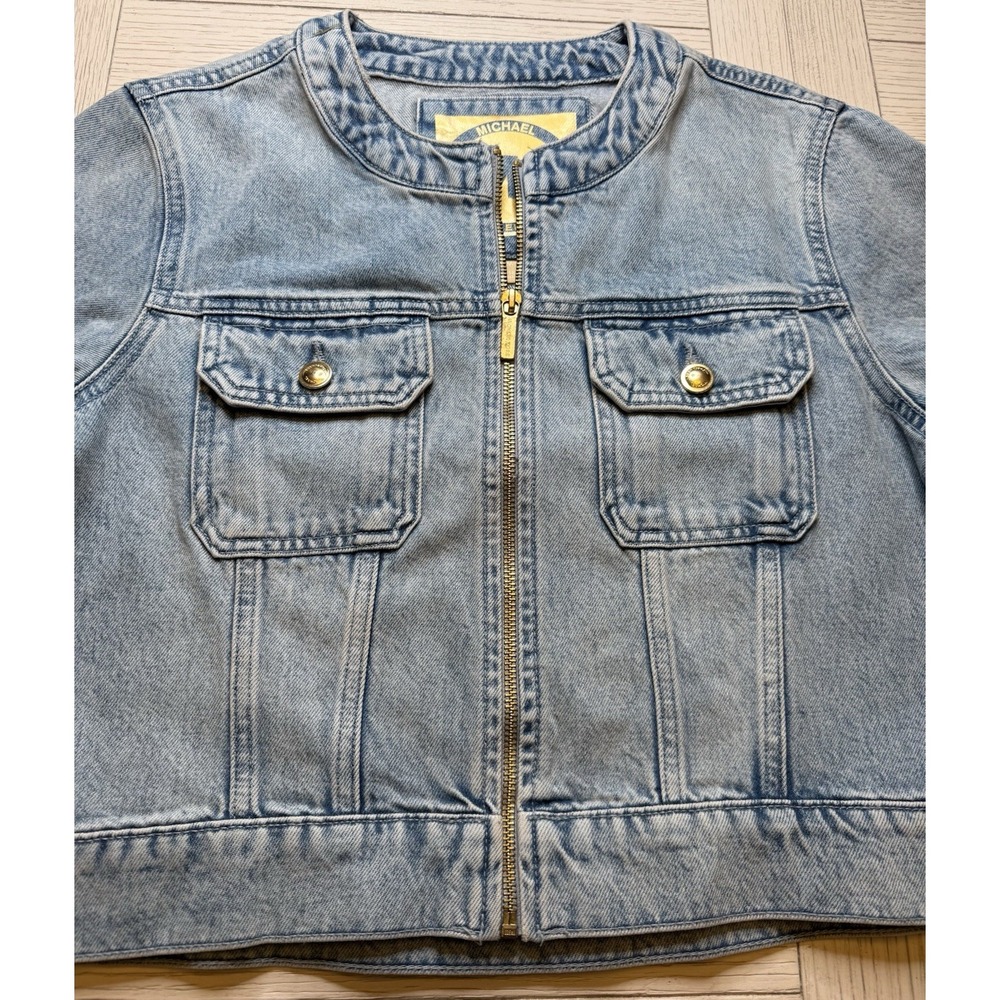 MICHAEL KORS NEW (Missing Tag) Cropped Denim Zip Jacket in Light Stone Wash Sz M